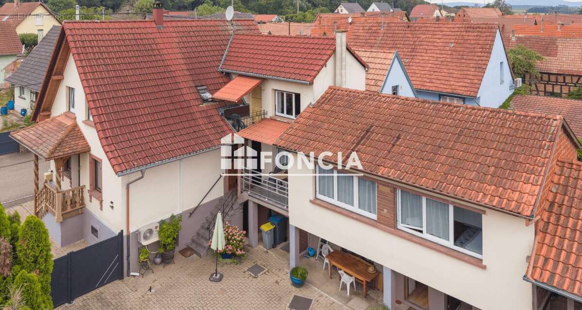 Propriété rare - Plus de 180 m² sur 26 Ares - photo 3