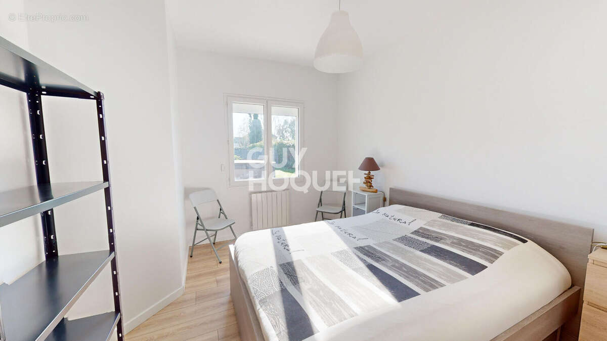 Maison à LE VIVIER-SUR-MER