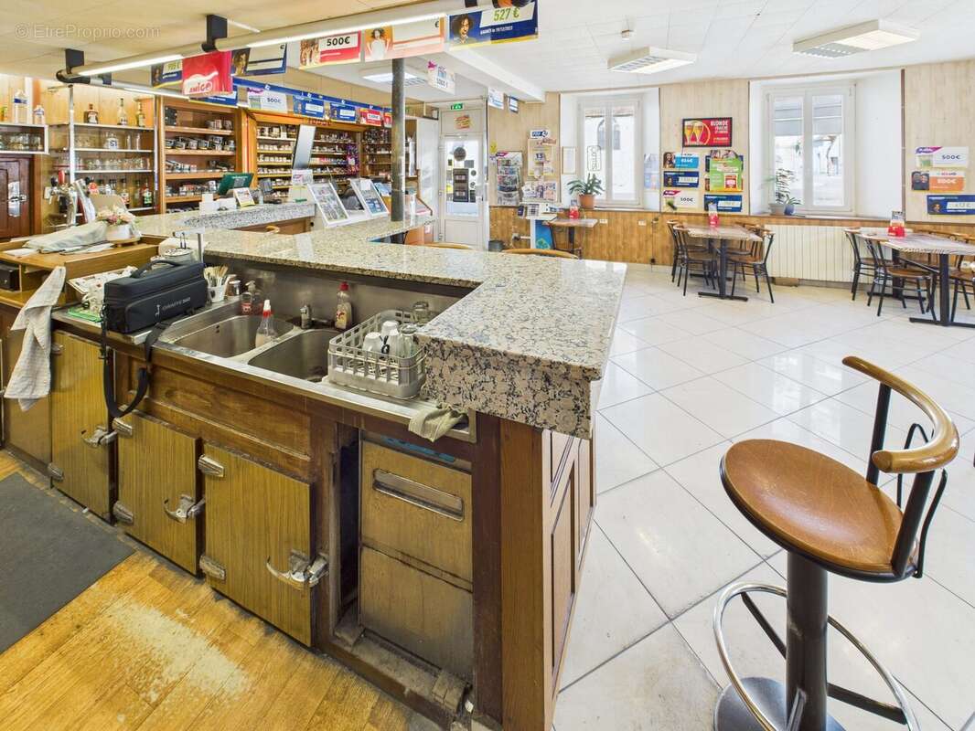 Autre à MARIGNY-LE-CHATEL