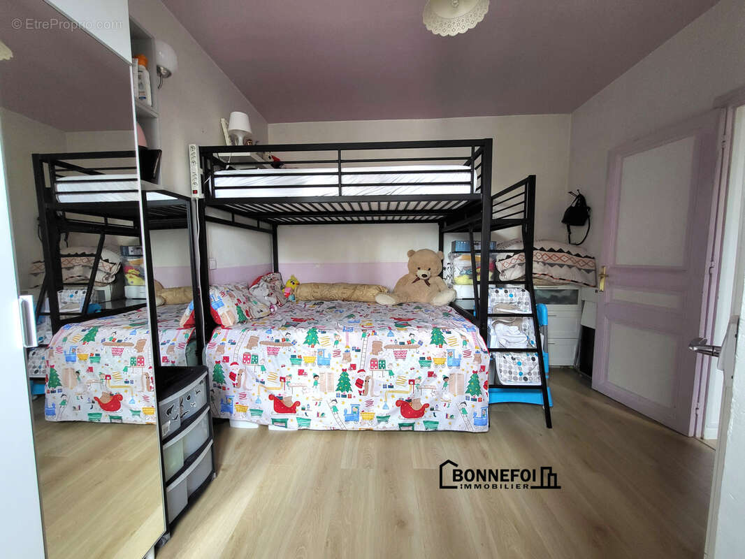 Appartement à CHAMPIGNY-SUR-MARNE