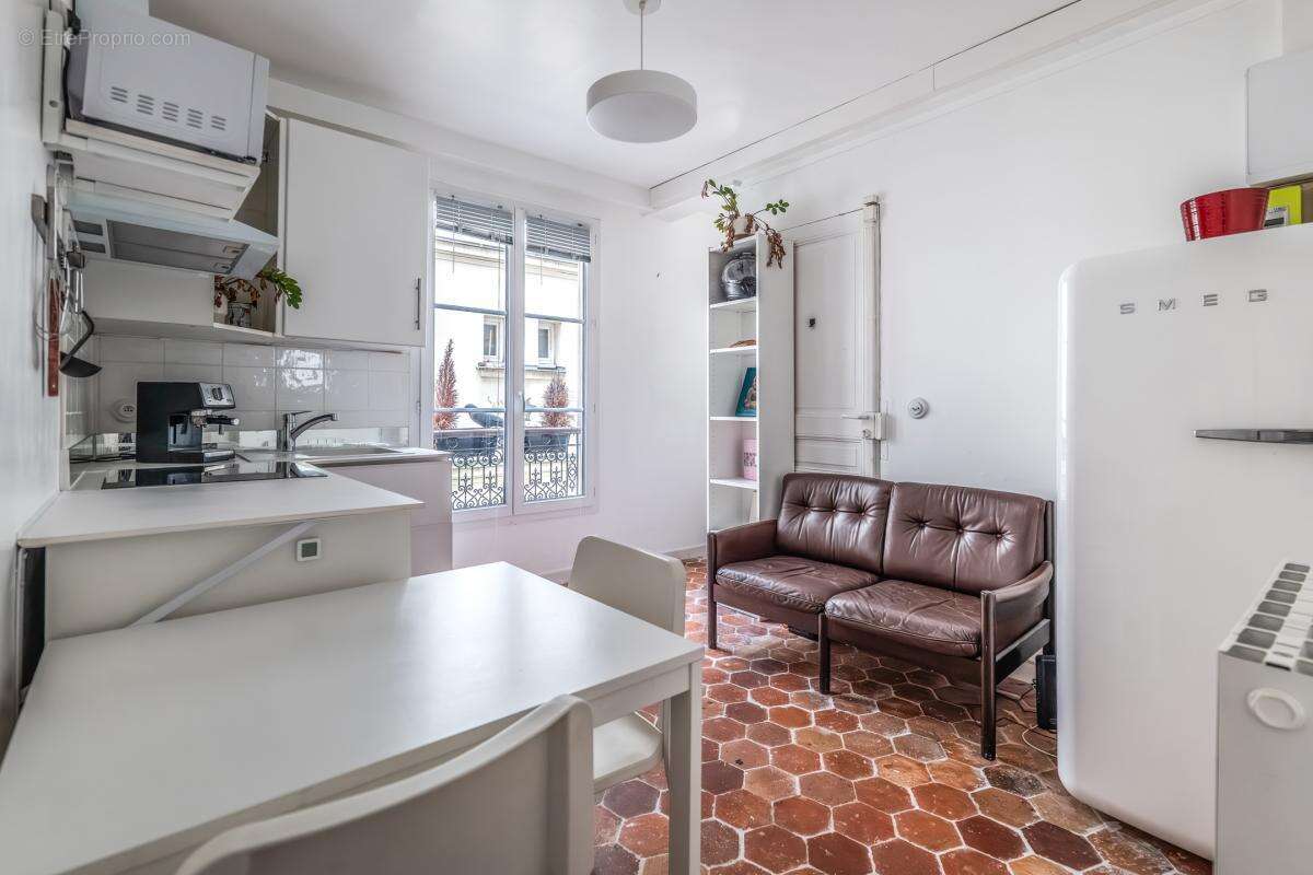 Appartement à PARIS-11E