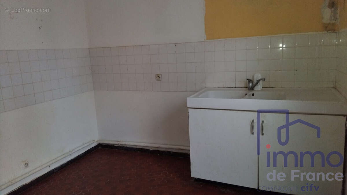 Appartement à SAINT-ETIENNE