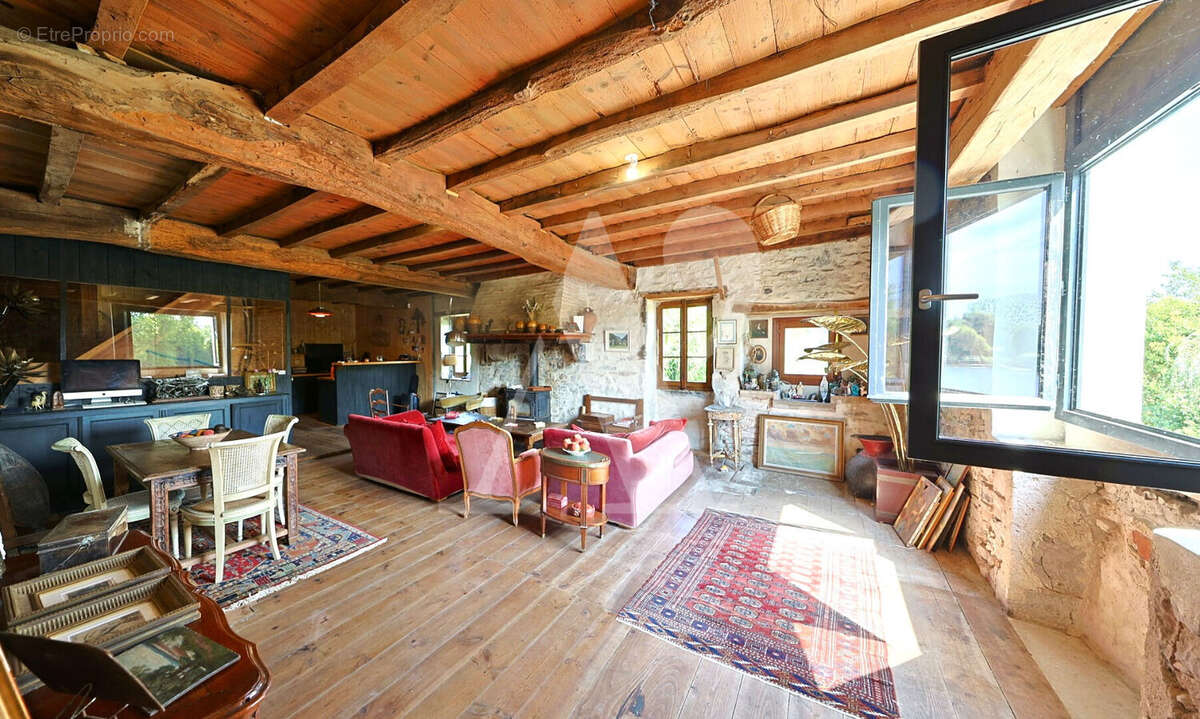 Maison à SAINT-BARTHELEMY