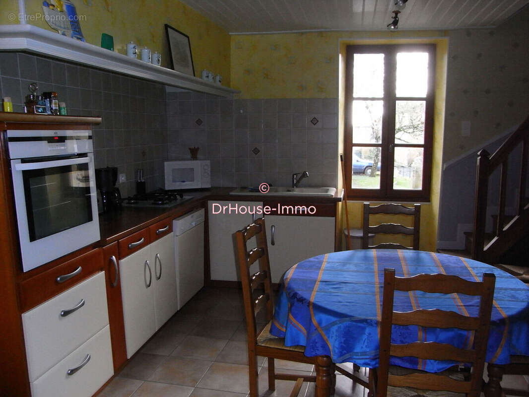 Maison 103 m² à Saint-Avit-Senieur  - photo 6