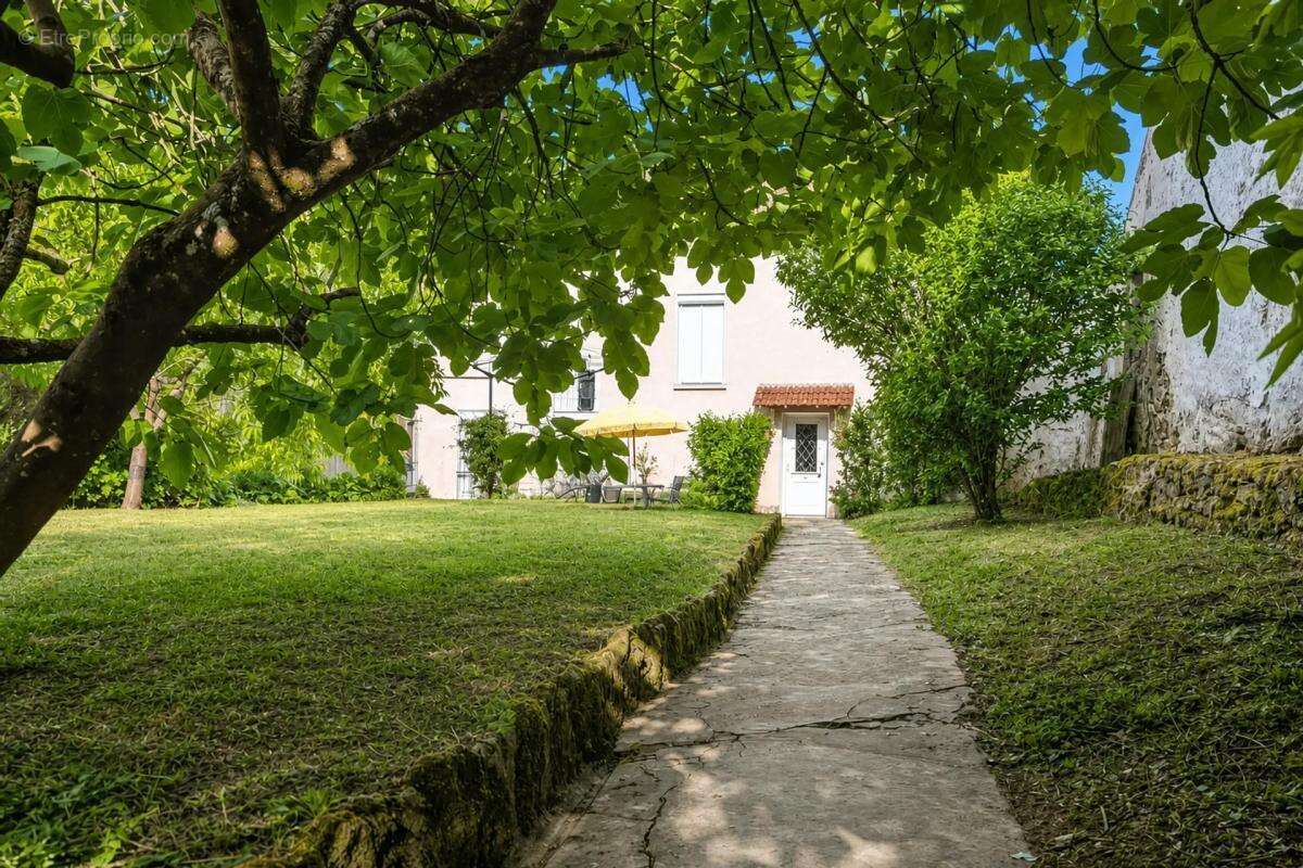 Maison 6 pièces de 115 m2 en vente, située à Jouarre - photo 14