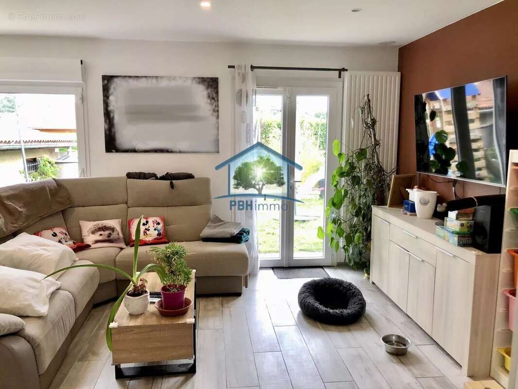 Appartement à TERNAY