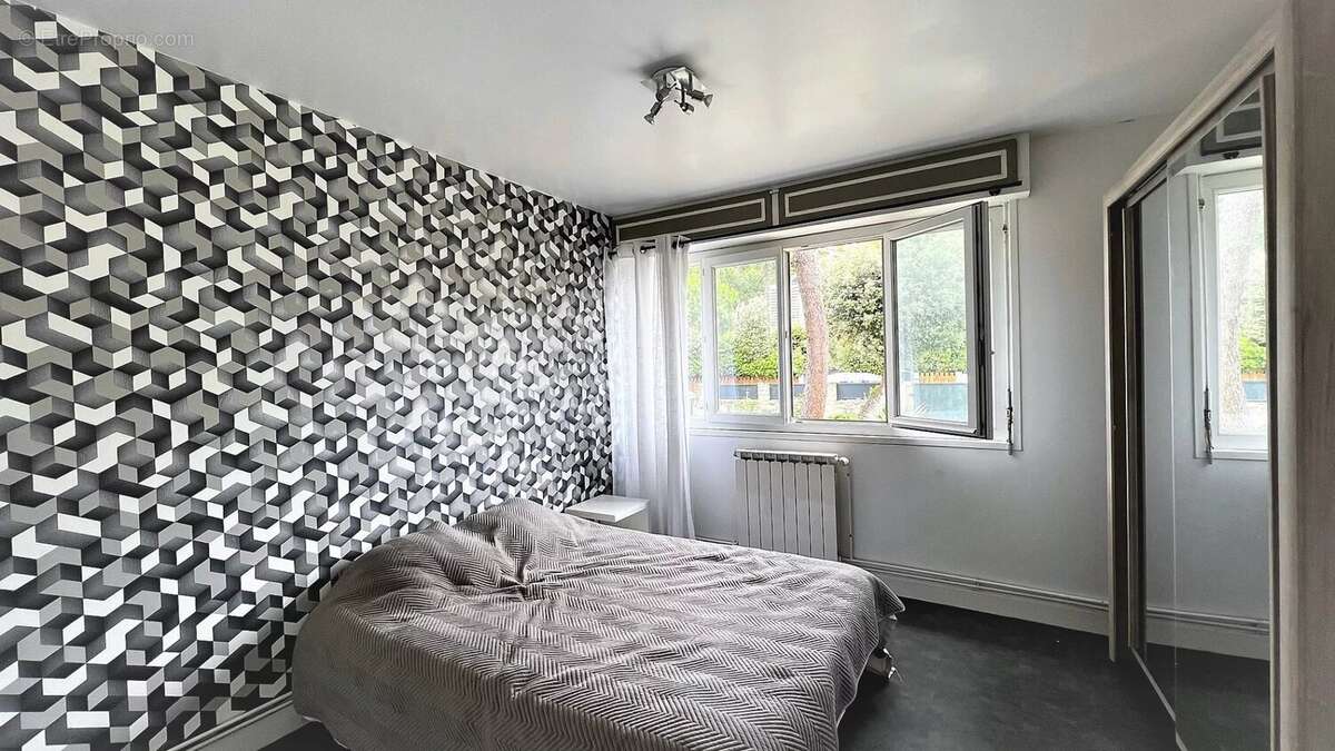 Maison à SAINT-GEORGES-DE-DIDONNE