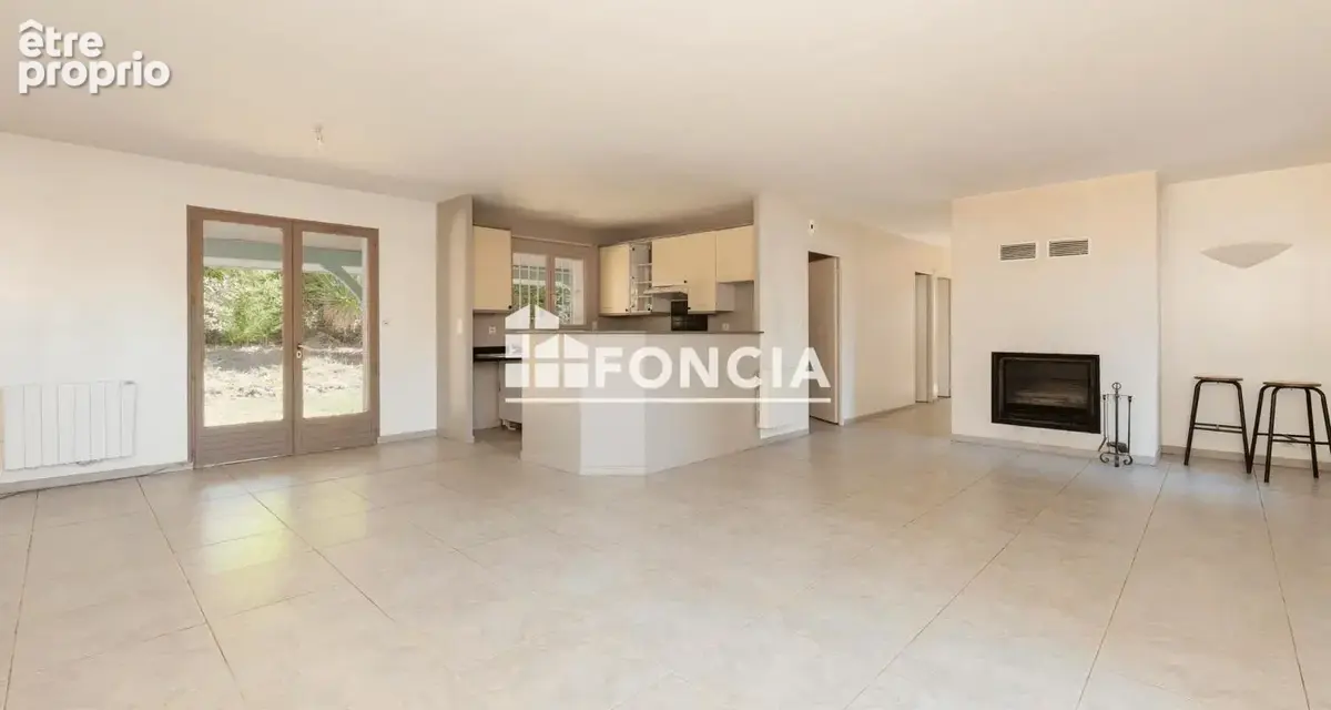 Maison plain-pied 4 chambres - Terrain 1582 m² sans vis-à-vis - Chourié - photo 3
