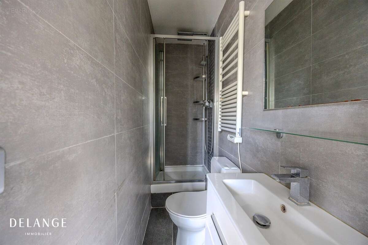 Appartement à PARIS-12E
