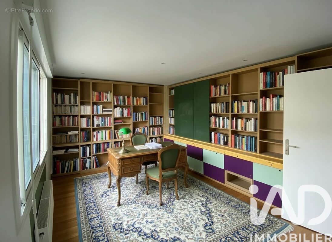 Photo 4 - Maison à LE HAILLAN