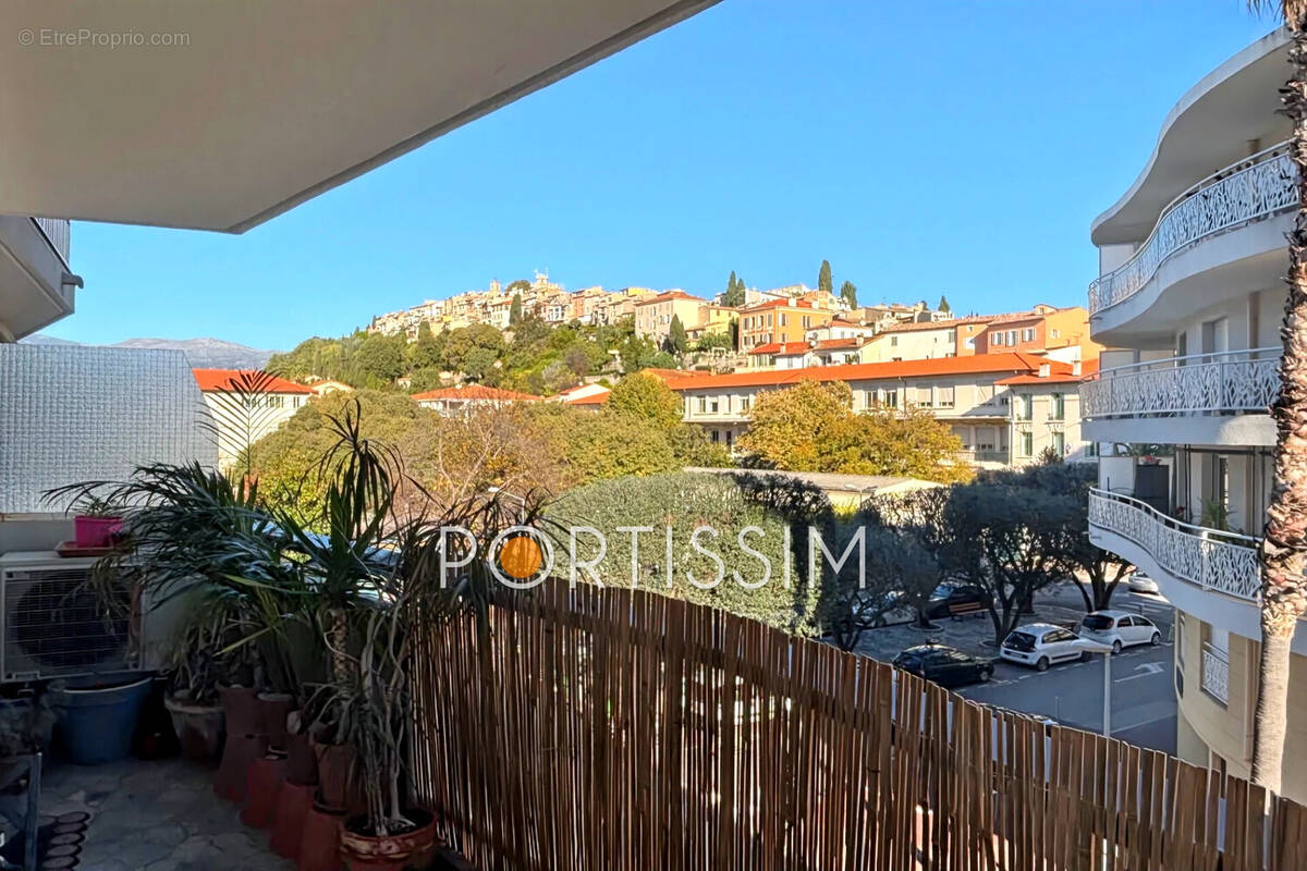 Appartement à CAGNES-SUR-MER