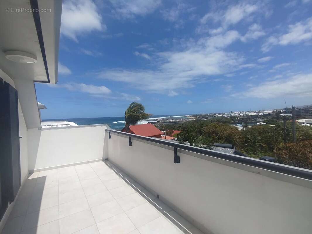 Appartement à SAINT-PIERRE