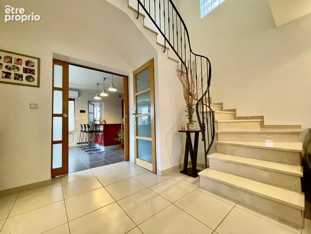LA MARE - sublime maison 3 chambres, jardin et garage - à proximité du Métro ligne 5 ! - photo 4