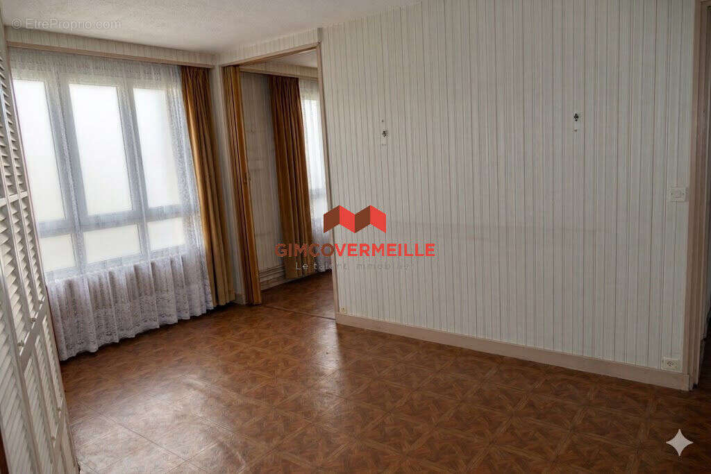 Appartement à RUEIL-MALMAISON