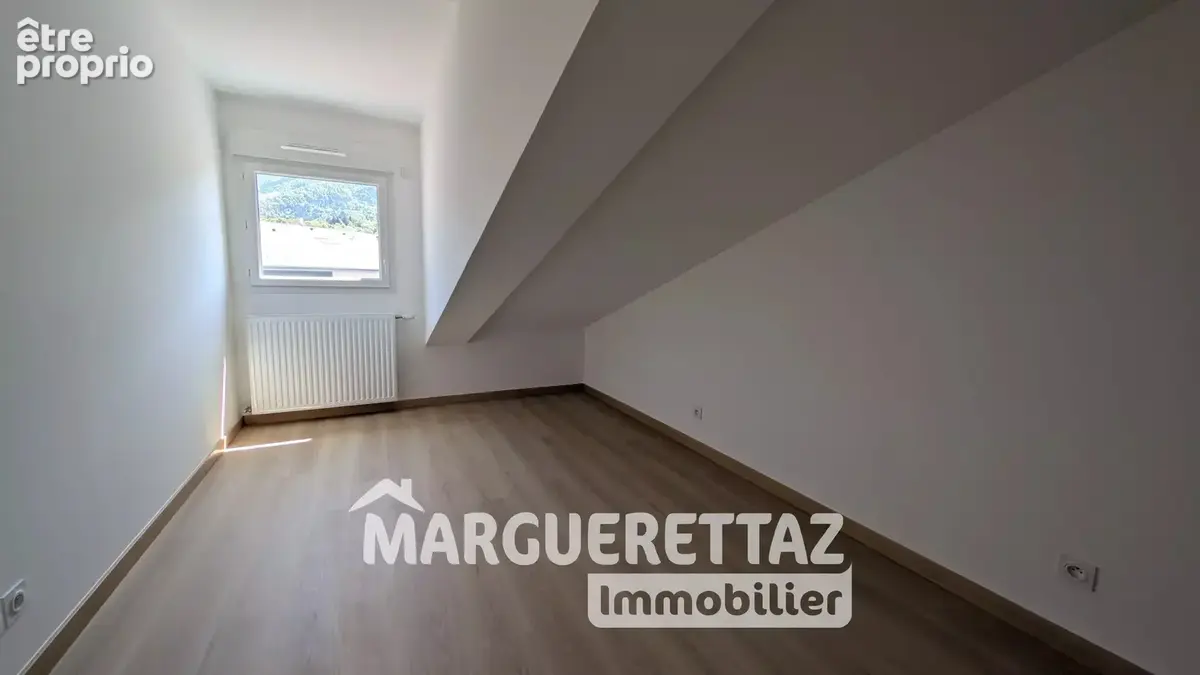DUPLEX T3 avec balcon - photo 4