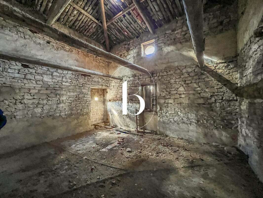 Maison à BARJAC