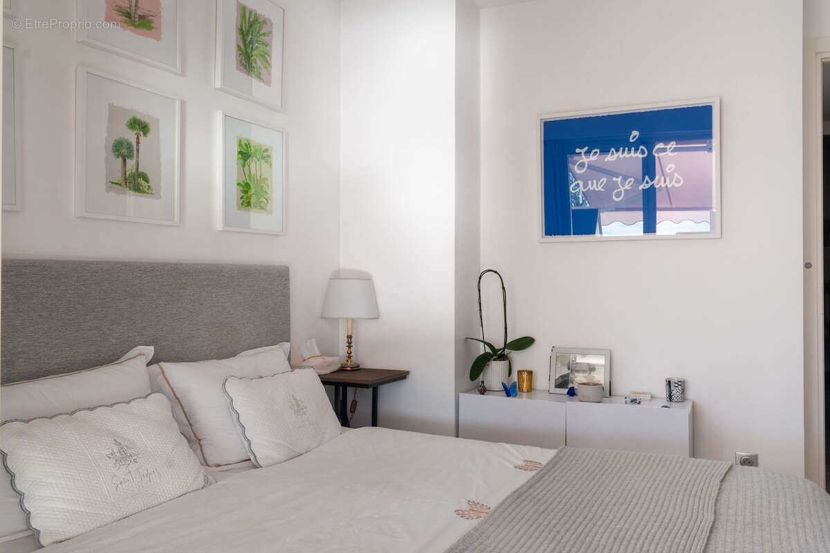 Superbe appartement de 3 pièces entièrement rénové - Proche MONACO - photo 8
