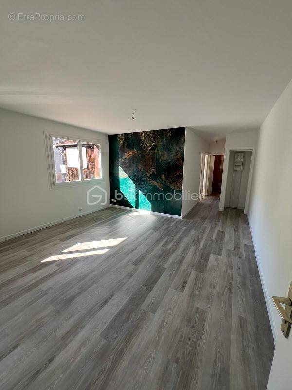 Appartement à COULOUNIEIX-CHAMIERS