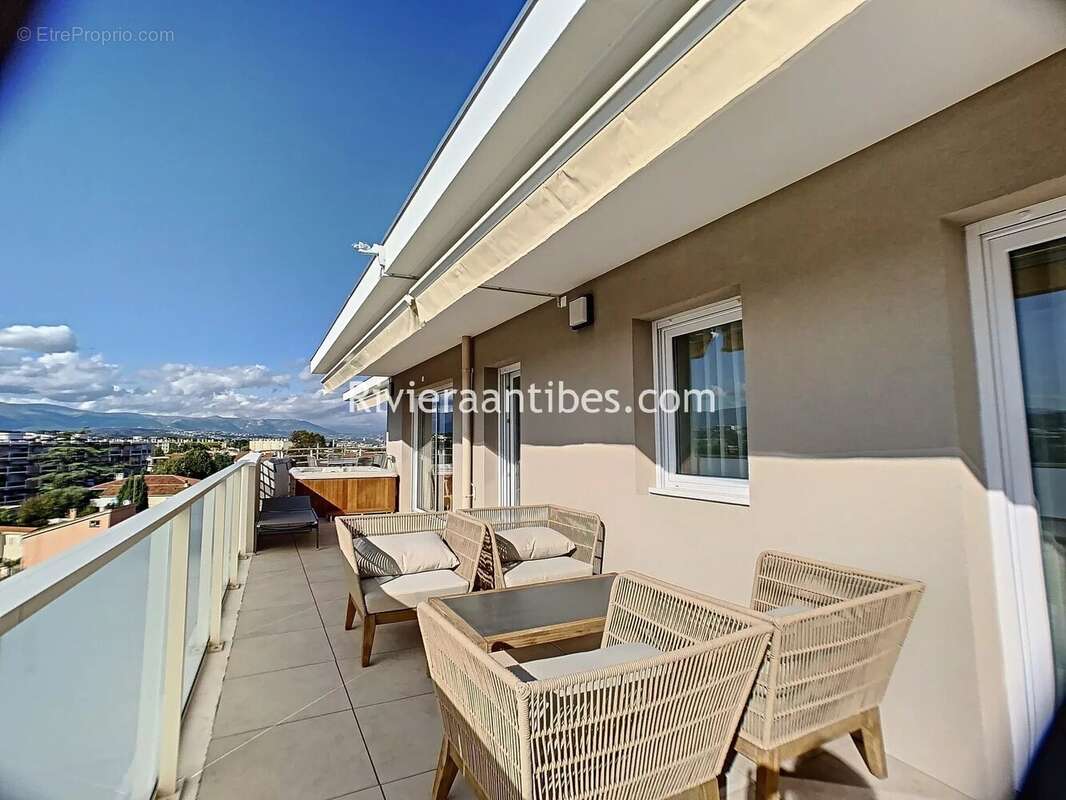 Antibes vue mer dernier etage 133m² - photo 6