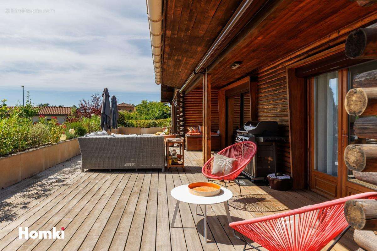 Maison/Villa T4 de 137 m² à Dardilly 69570 - photo 5