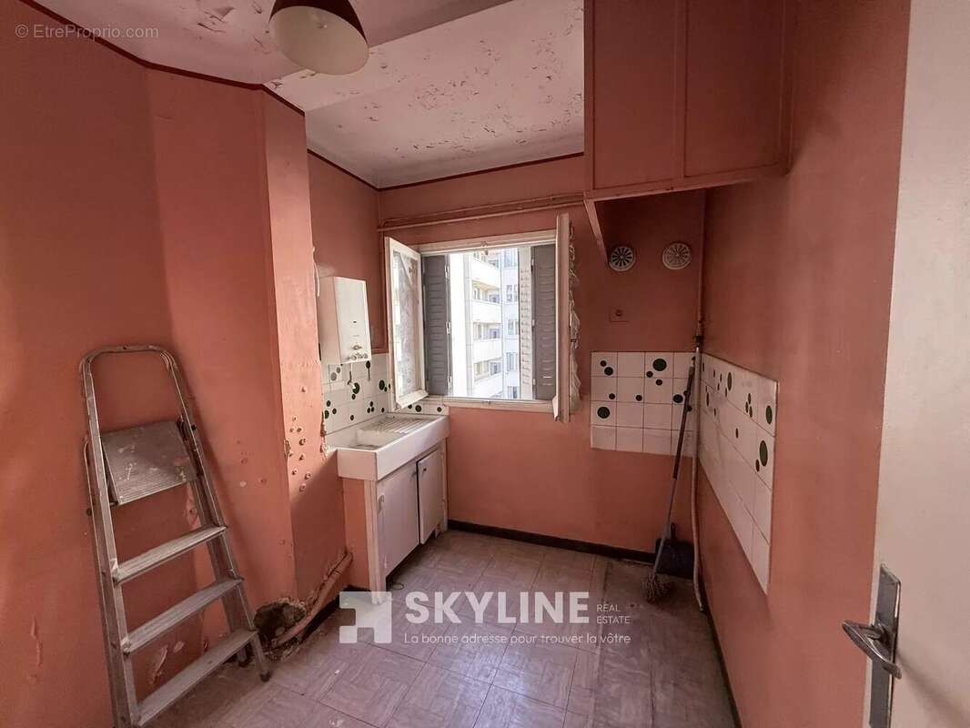 Appartement 49 m² à Marseille-3e  - photo 2