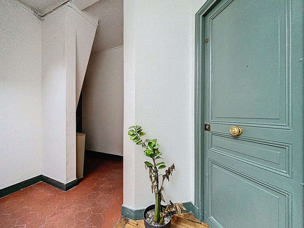 Appartement à PARIS-12E
