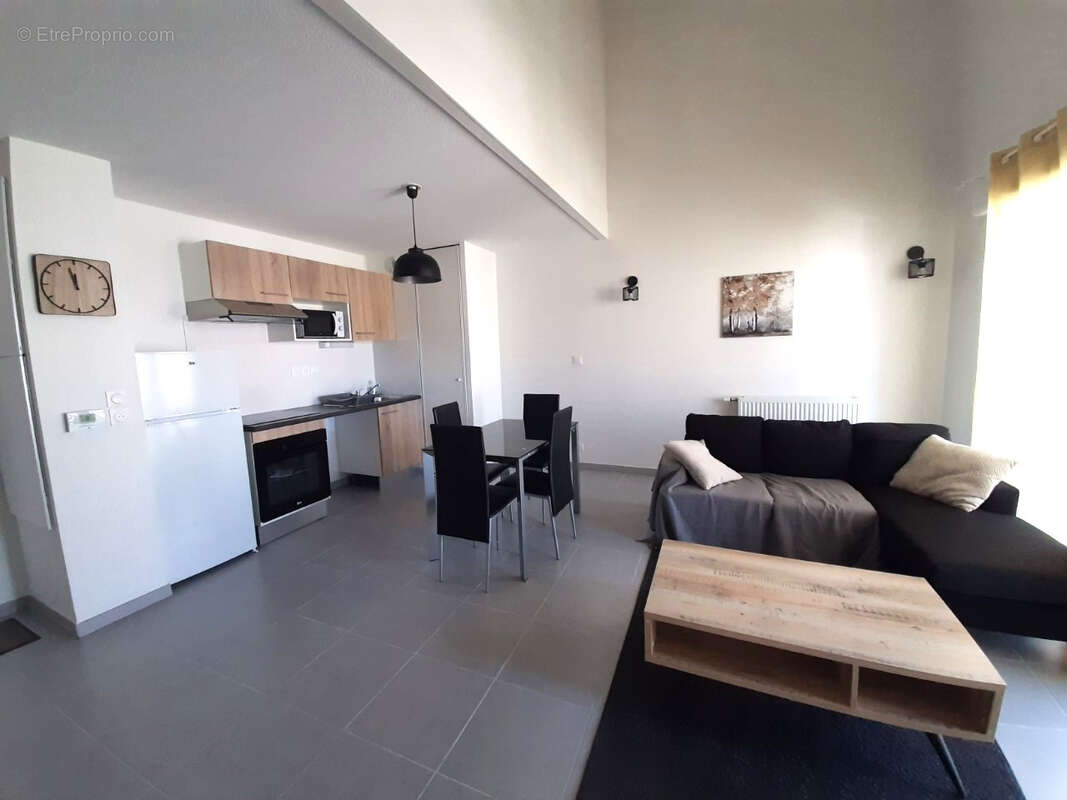 Appartement à AUCAMVILLE