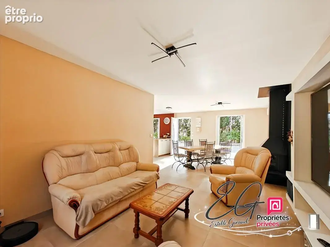Villa de plain pied, 3 Chambres, Garage, Terrasse, Plus de 3 200 m² de terrain - photo 7