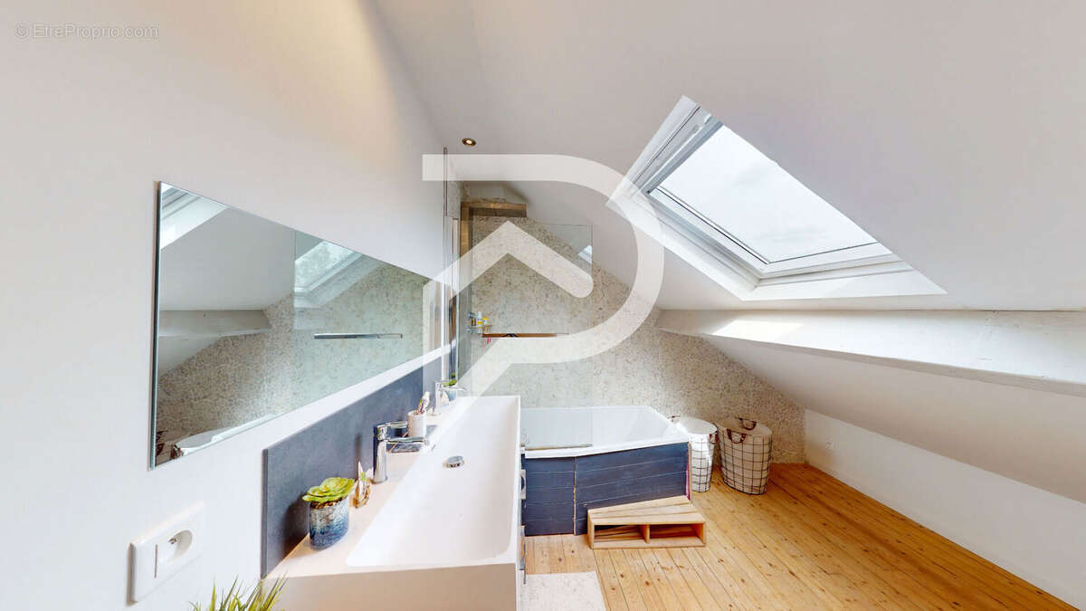 Maison à HARDRICOURT