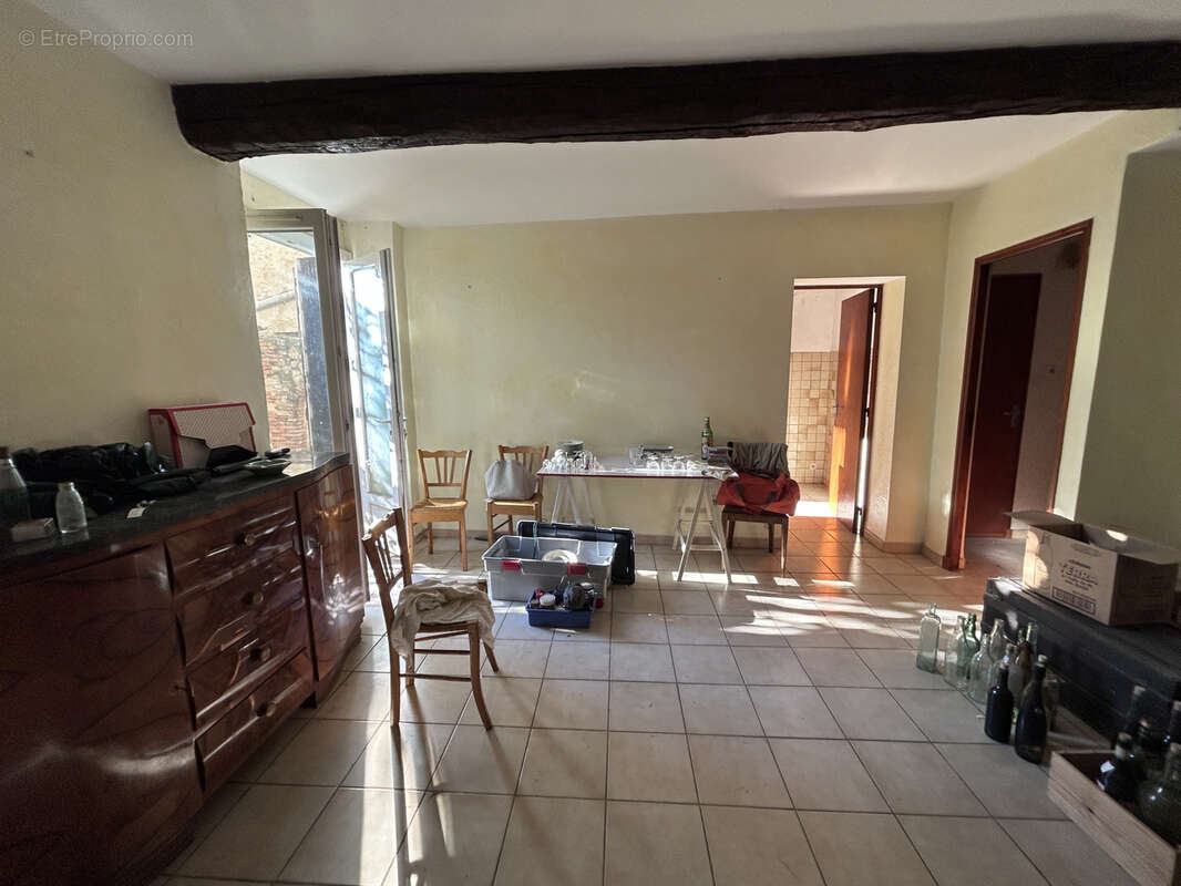 Appartement à CUERS