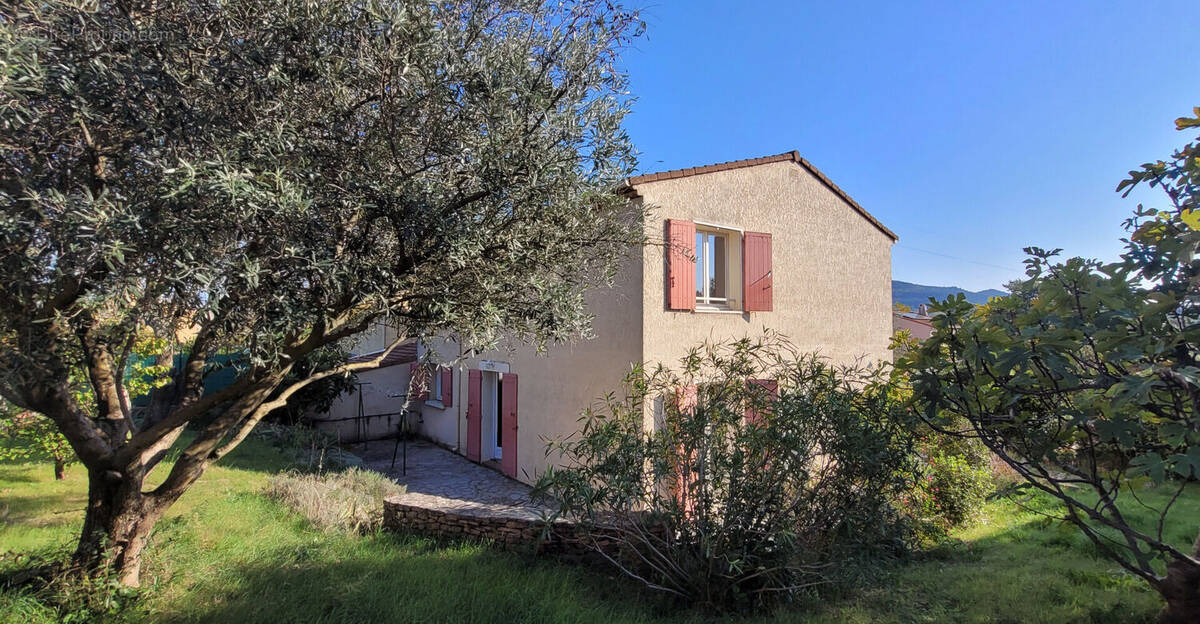 Maison à SAINT-PAUL-TROIS-CHATEAUX