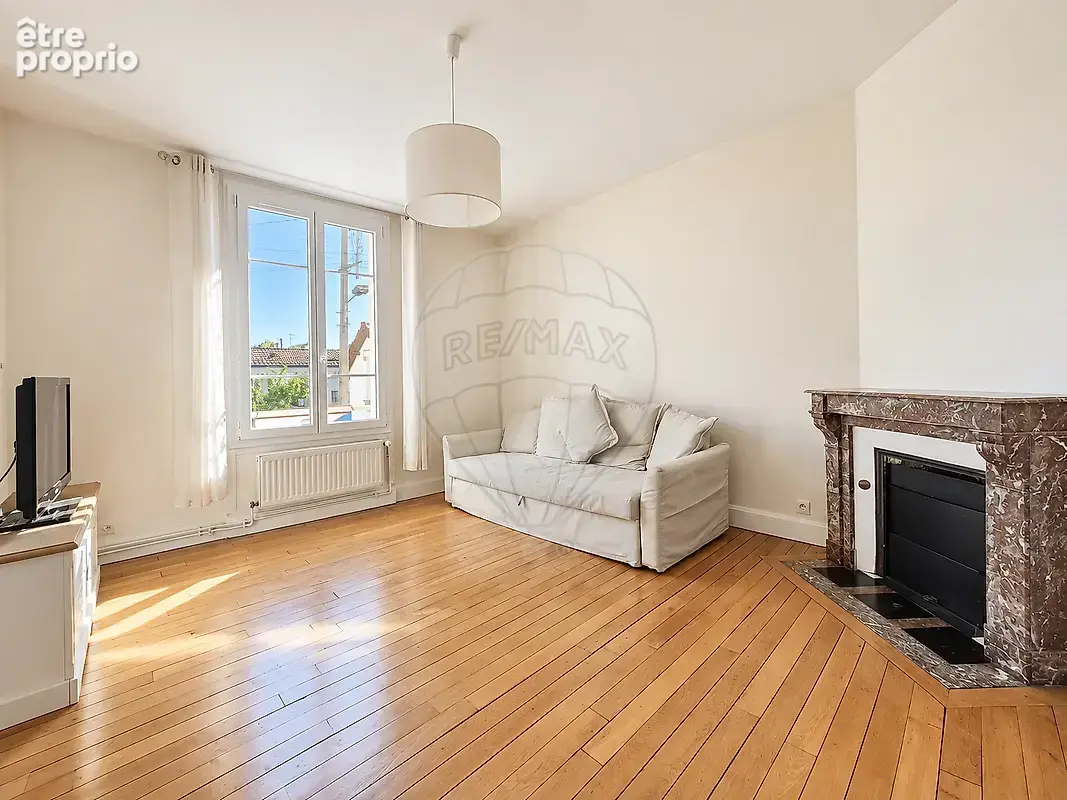 Appartement à SAINTE-SAVINE