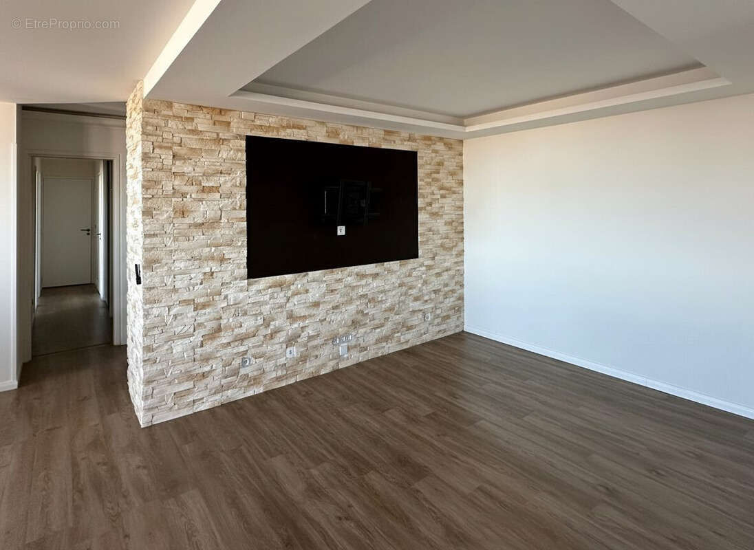 Appartement à LA MADELEINE