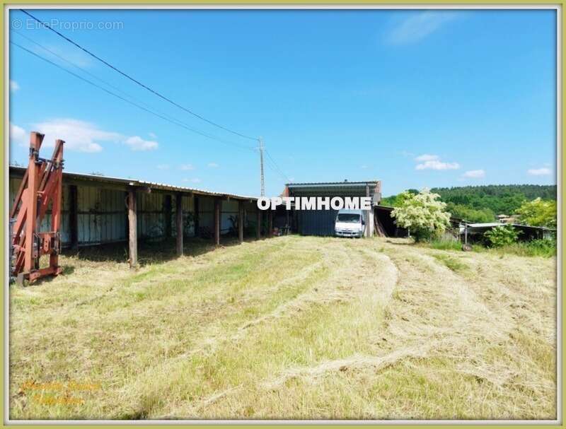 Maison à LA GENETOUZE