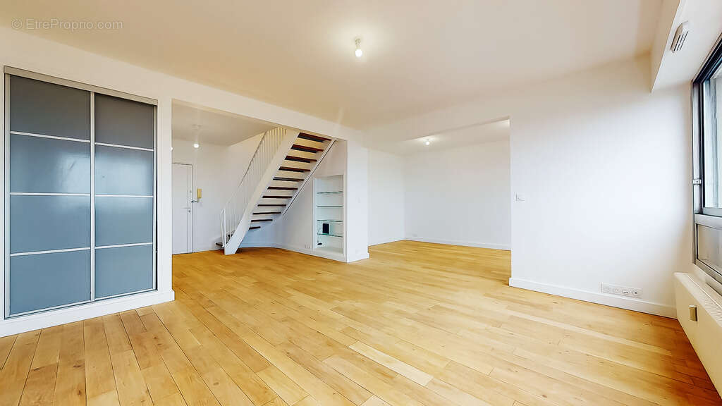 Photo 4 - Appartement à COURBEVOIE
