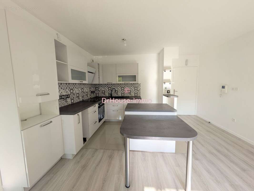 Appartement à VERNOUILLET