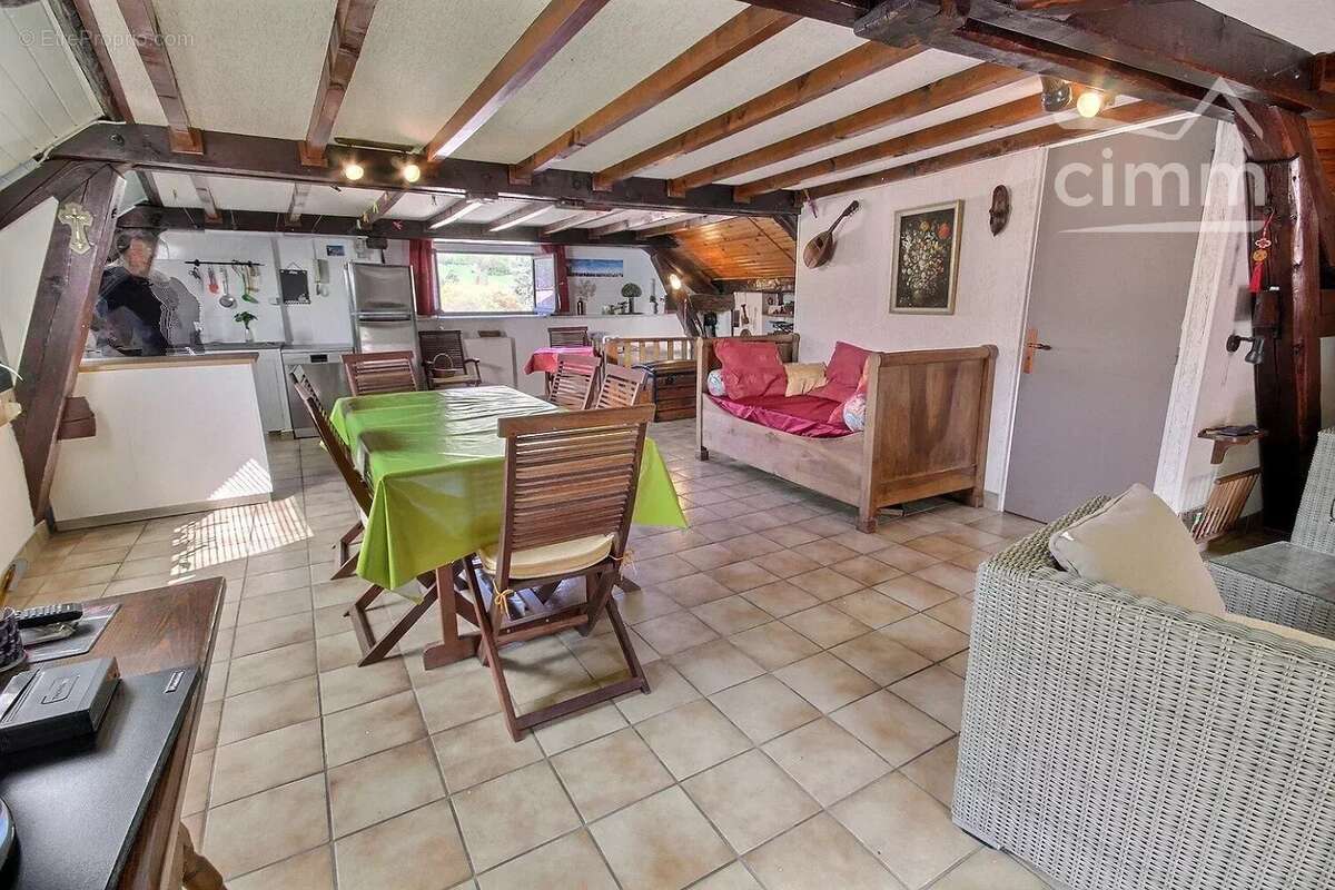 Maison à LA ROCHETTE