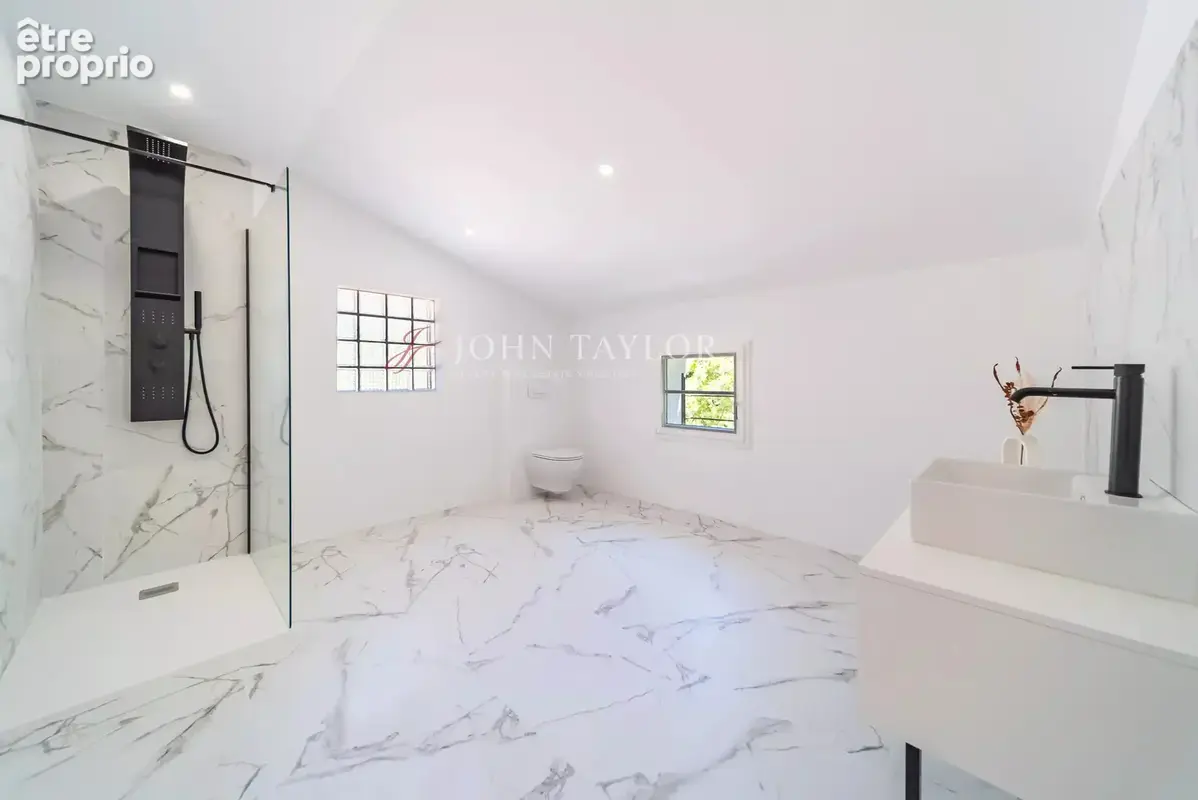 Superbe propriété en pierre avec piscine à vendre à Bonnieux, au cœur du Luberon - photo 16