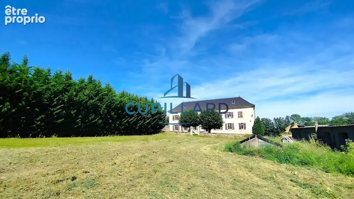 Maison à SAINT-VINCENT-DE-BOISSET