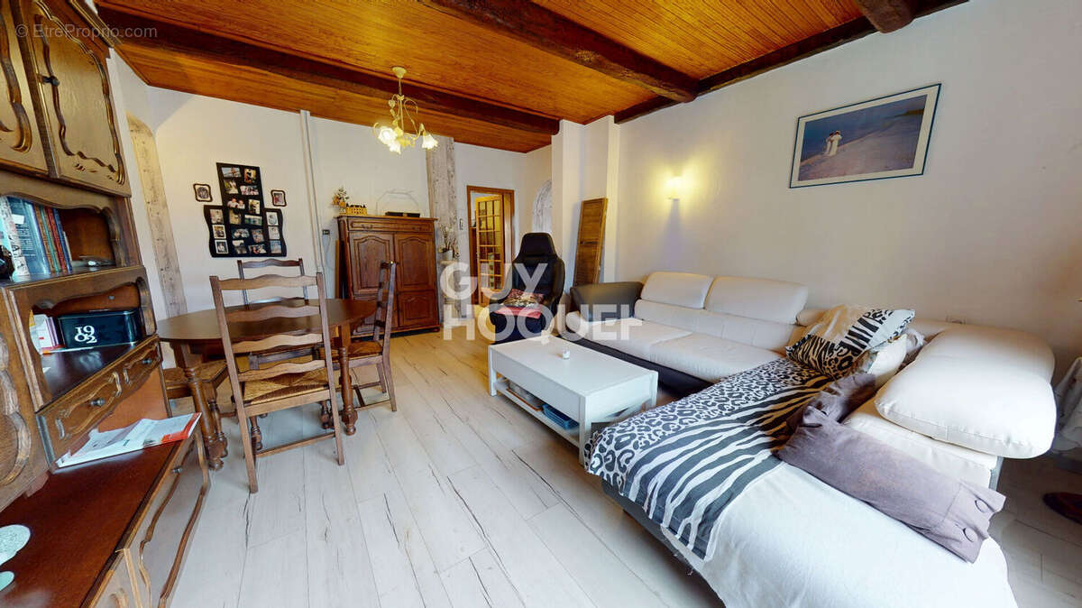 Maison à HOMBOURG-HAUT