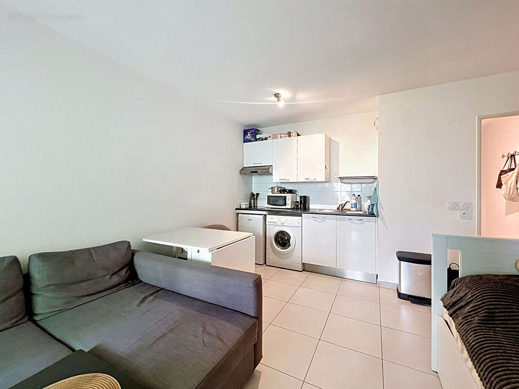 Appartement à MARSEILLE-5E