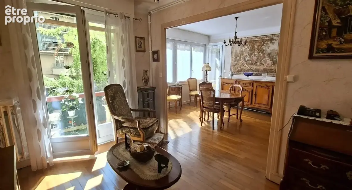 Appartement à AIX-LES-BAINS