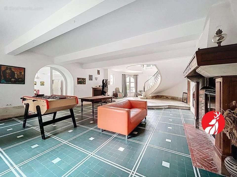 Maison à MILLY-LA-FORET