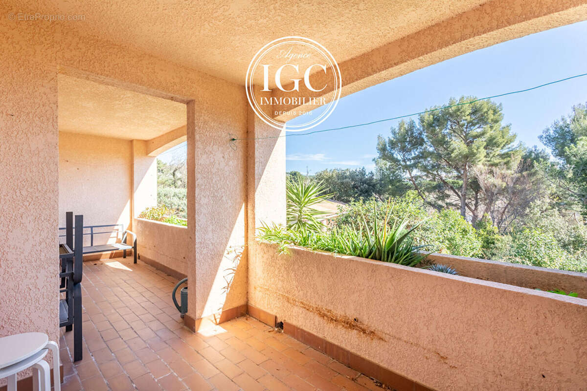 Appartement à CARRY-LE-ROUET