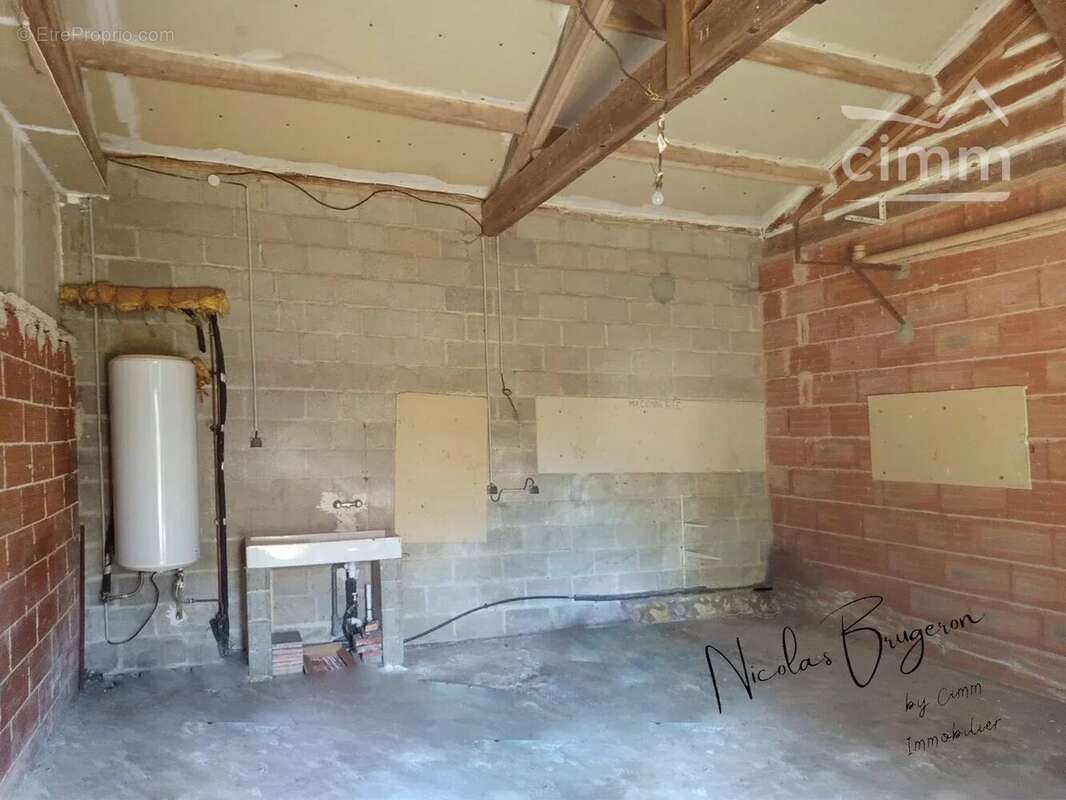 En exclusivité – deux maisons, revenu locatif immédiat et 1 505 m² de terrain - photo 27