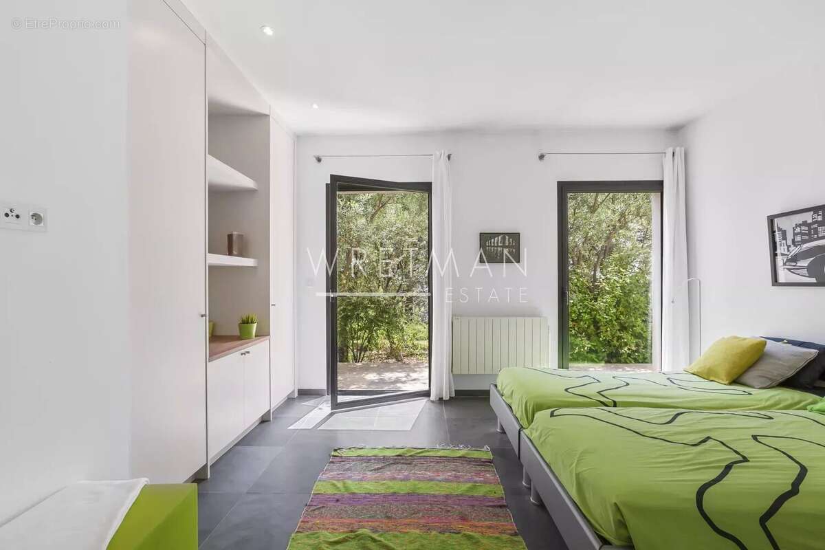 Maison à LORGUES