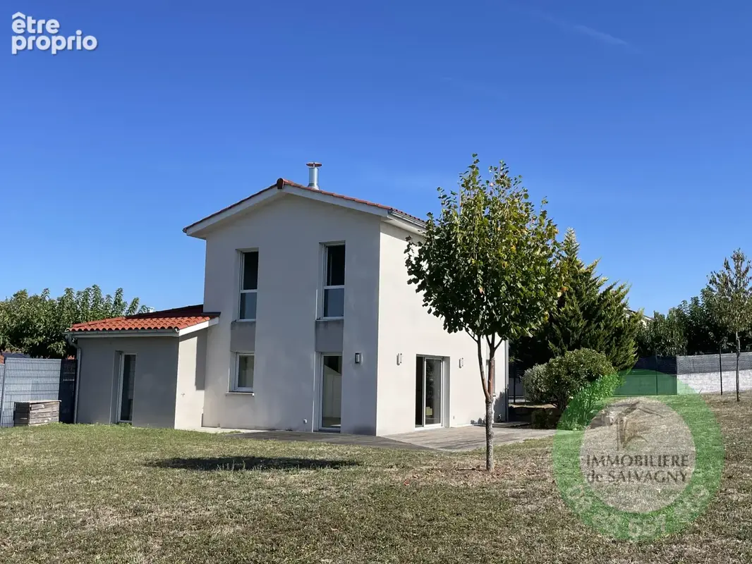 A vendre maison récente avec terrain de 866 m2 à La Tour de Salvagny - photo 2