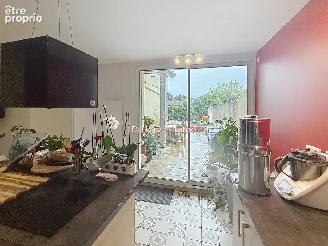 Maison 10 pièces 240 m² à vendre à Villenave-D'ornon (33140) - photo 6