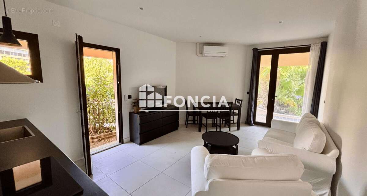 Appartement à FREJUS