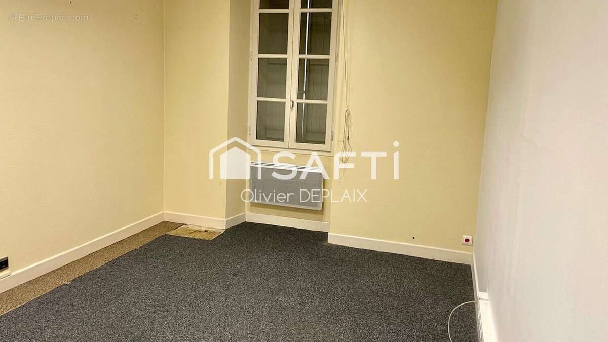 Photo 7 - Commerce à NERAC